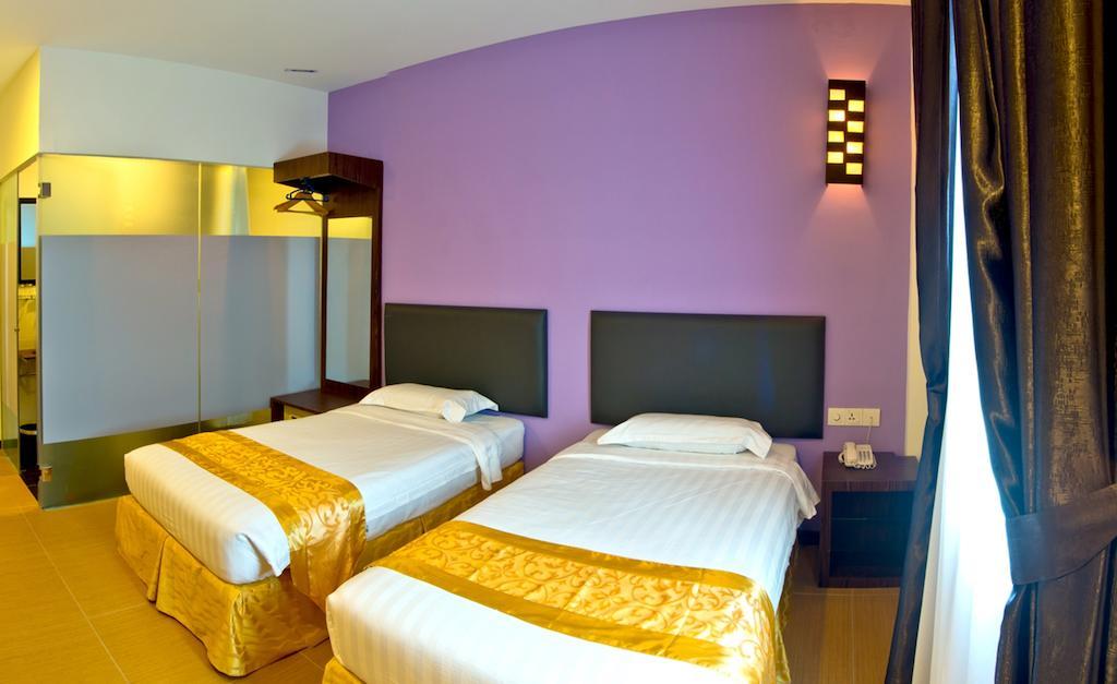 Hotel Zamburger Skudai Cameră foto