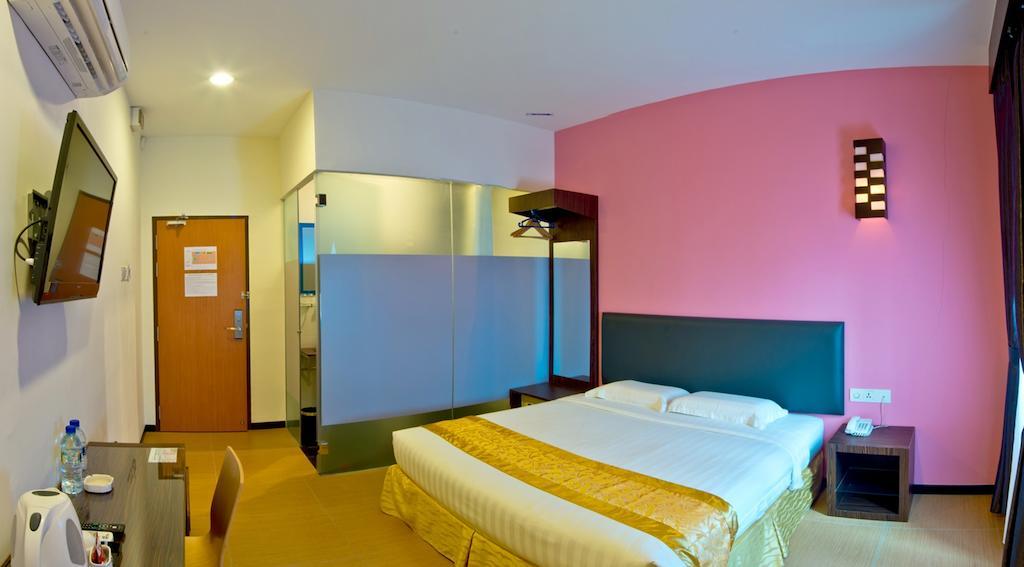 Hotel Zamburger Skudai Cameră foto
